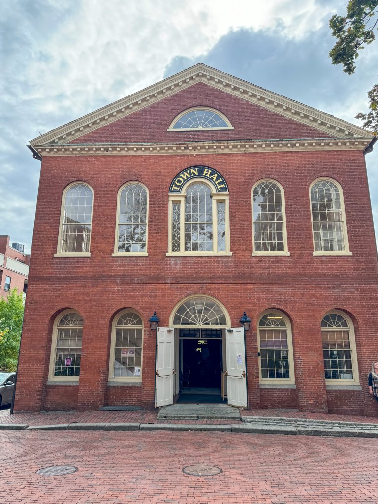 a picture of town hall of Salem, MA